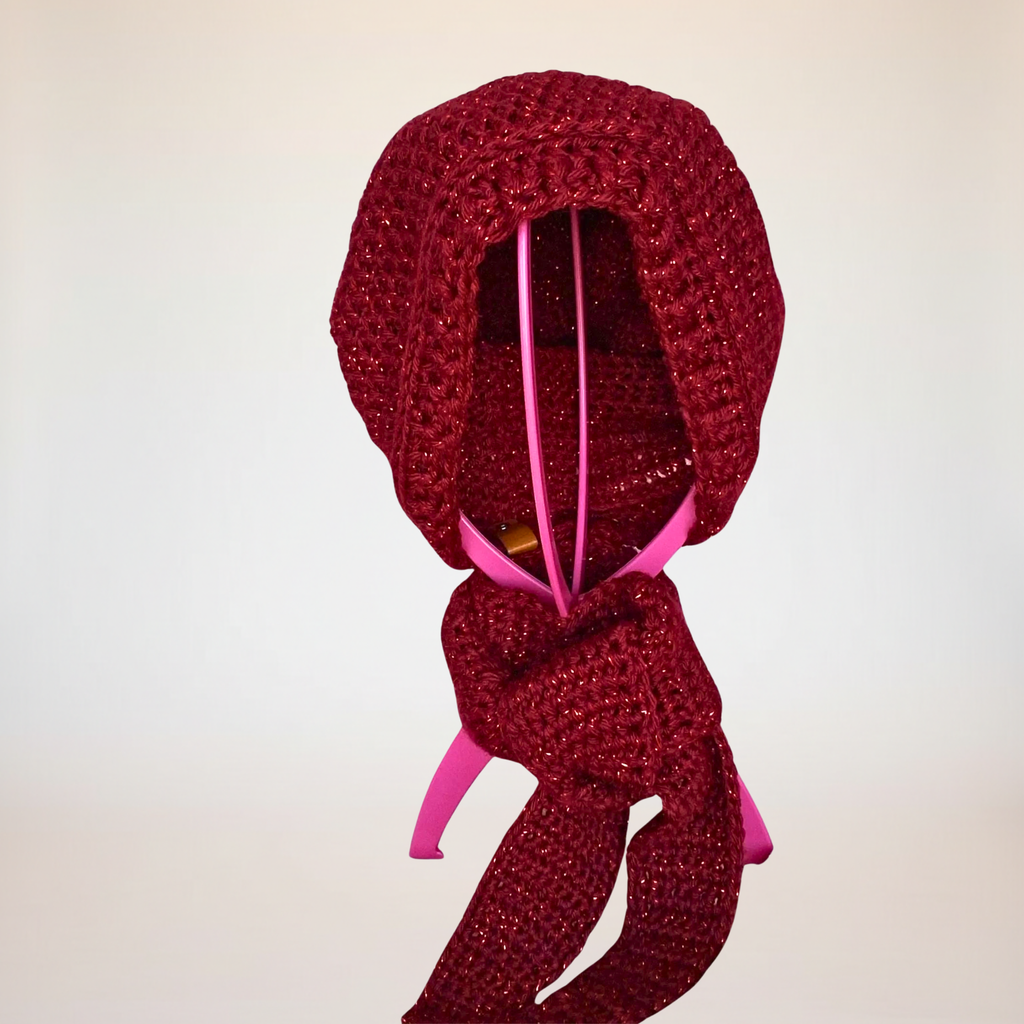Sparkling Red – Beanie + Skinny Sophie Scarf 2pc Set