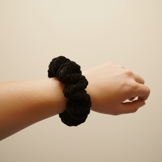Black Velvet Crochet Scrunchie | Chérie Amor Crochet