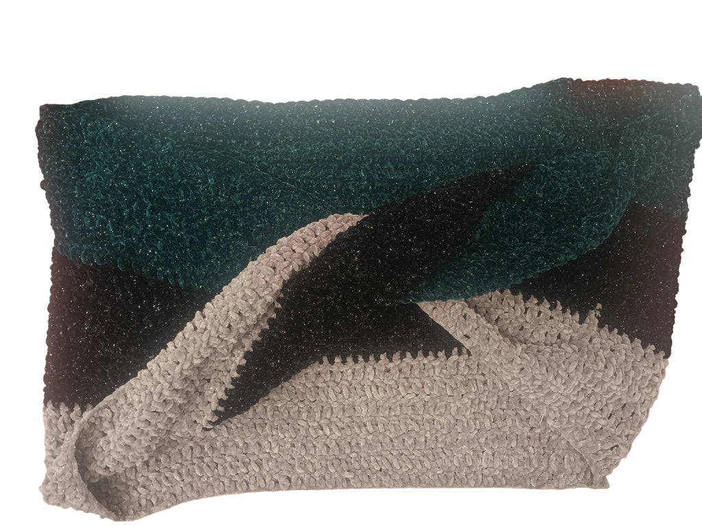 Sparkling Möbius Crochet Wrap – Silver, Black & Midnight Green