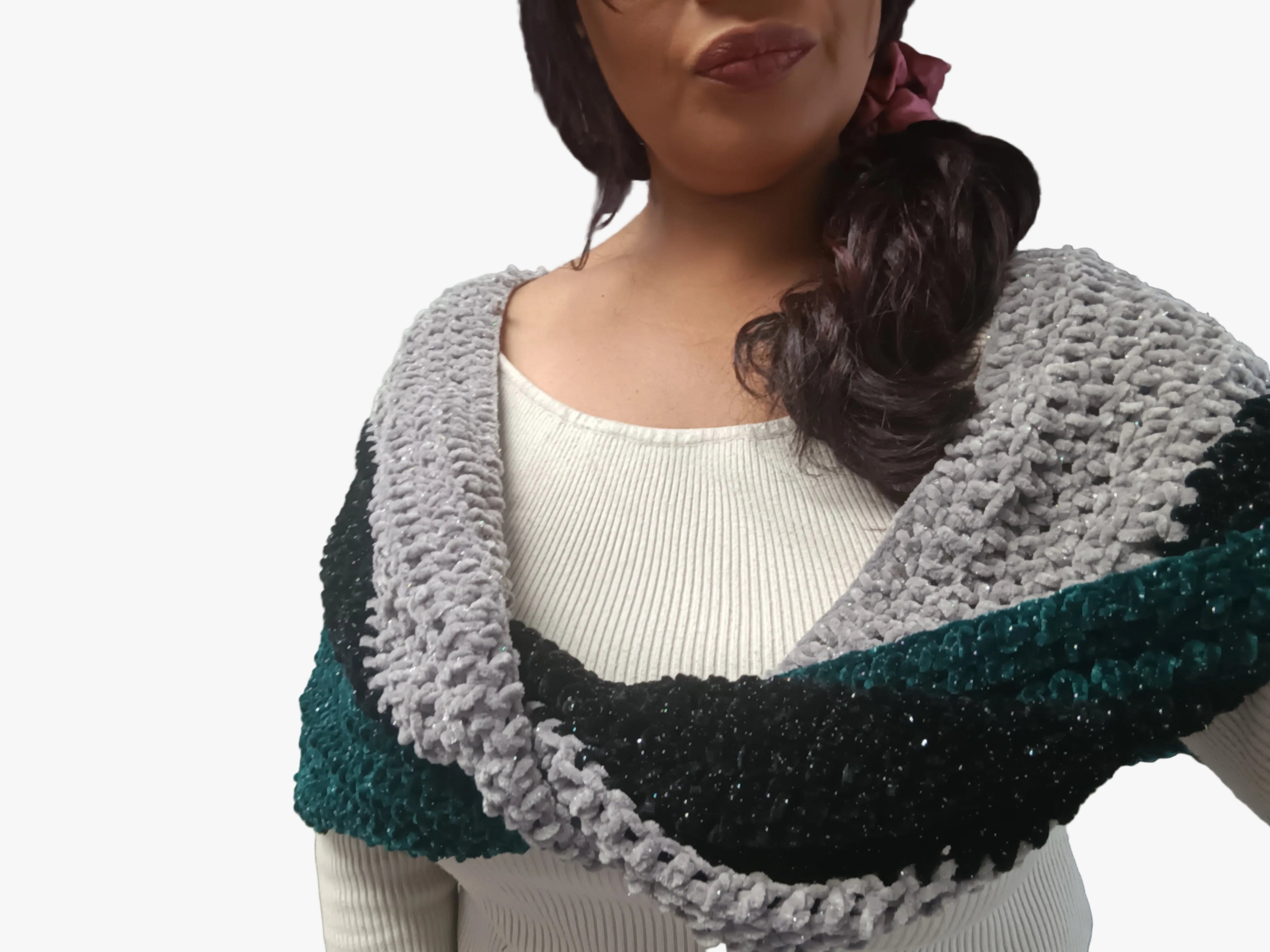 Sparkling Möbius Crochet Wrap – Silver, Black & Midnight Green